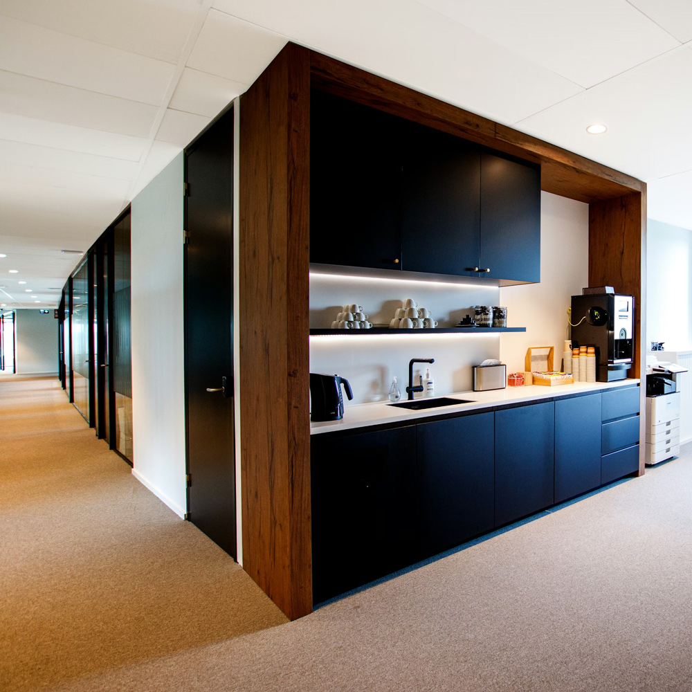 LP_Commercial_SQ